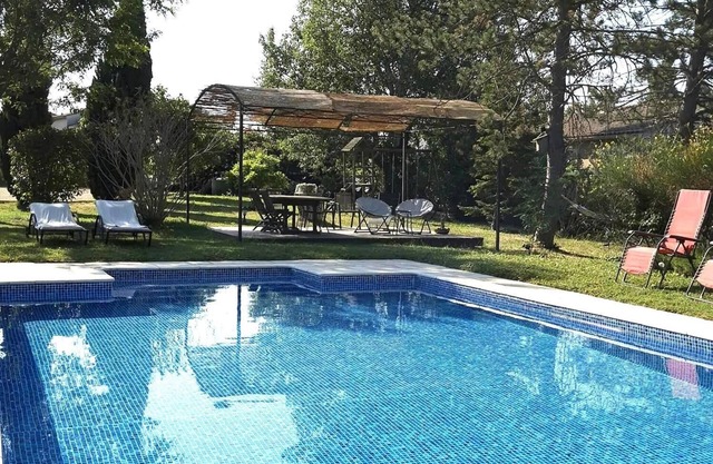 House with pool view