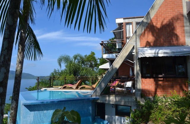 House with stunning sea views, gated community with total security.
