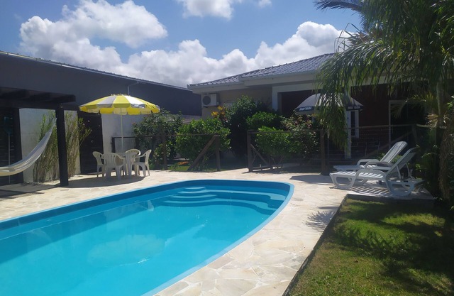 HOUSE WITH SWIMMING POOL - GREAT LOCATION - AR ALL ROOMS, DINING ROOM KITCHEN