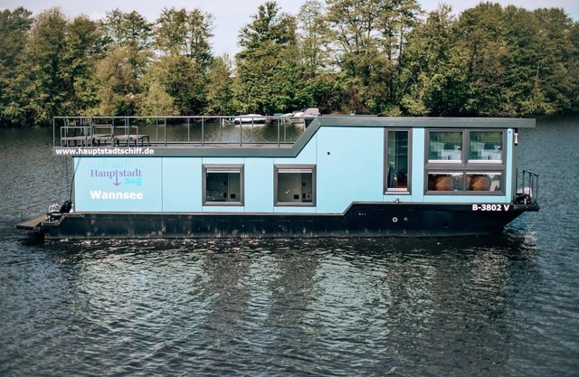 Houseboat for 7 guests with 55m² in Berlin (265225)