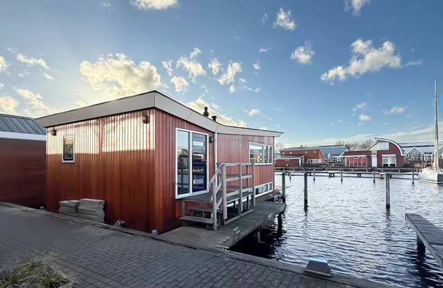 Houseboat, located in the marina of Uitgeest