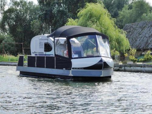 Houseboat on the Peene in Demmin