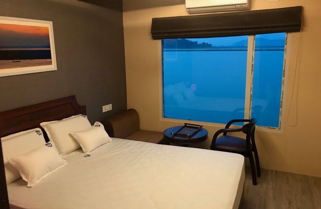 Houseboat Stay on the mighty Brahmaputra