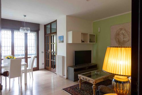 HouSmart Isonzo 6