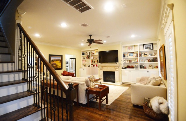 Houston Heights Home Close to Downtown, Medical Center & All Houston Attractions