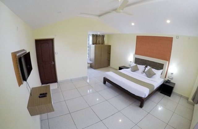 Hoysala Resort Cottage 
