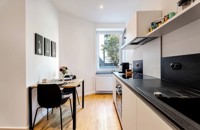 Hozo1-Exclusive Apartment