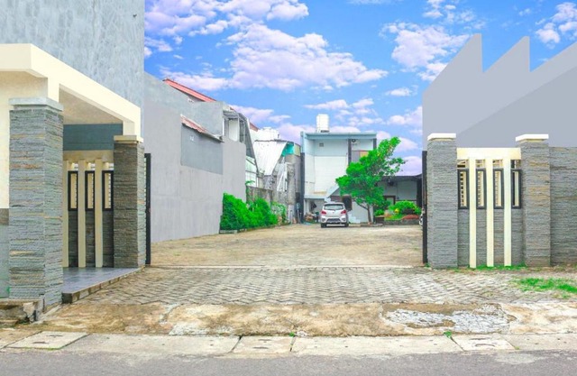HP Residence Mitra RedDoorz near Alun Alun Kediri