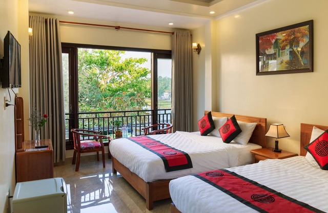 HT Riverside Homestay
