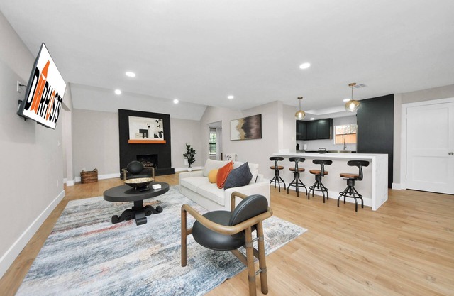 HTX/Energy Corridor/77077 - Fully Furnished