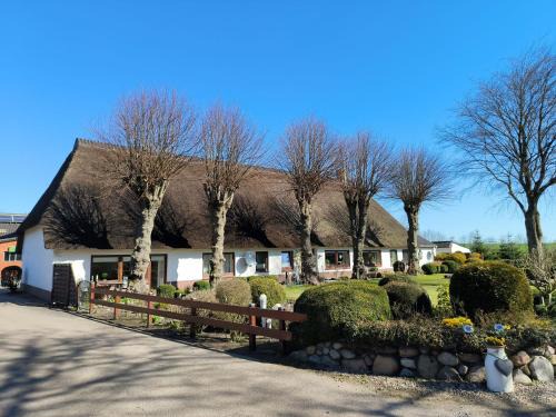 Huber - gemütliche FeWo mit Terrasse und Garten auf dem Lande