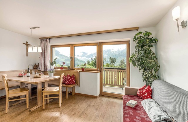 Huberhof Apartment 'Golden Delicious' with Mountain View, Garden & Wi-Fi