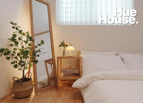 Hue house