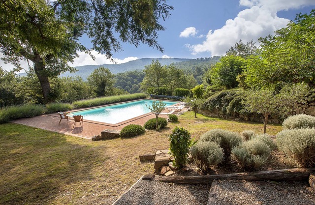 Huge Saline Heated Pool, Amazing views, WI-FI, 4bed+4 bath, IT054013C274020111