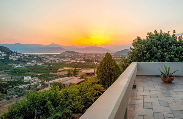 Huge Villa Napflio for 12 People