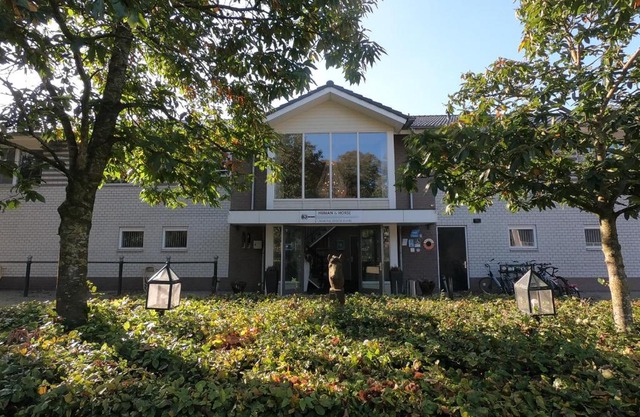 Human & Horse Hotel