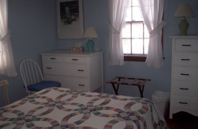 HUMAROCK BEACH Ocean Front Cottage Summer WEEKLY RENTAL