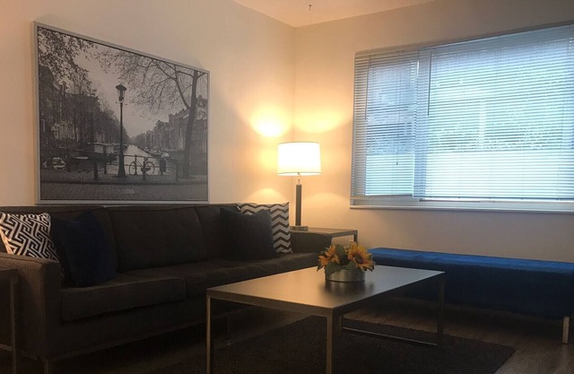 Humble One Bedroom With Parking in Capitol Hill