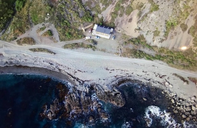 Hunter Bay Bach absolute beachfront