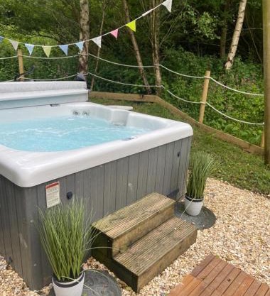 Hunter's Lodge Hot Tub Holiday, Northumberland