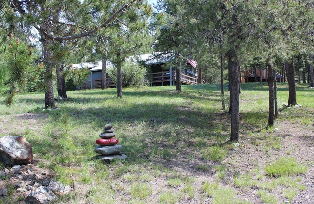 HUNTERS DELIGHT with all the luxuries of home. Hike, Bike, Fish, or RELAX