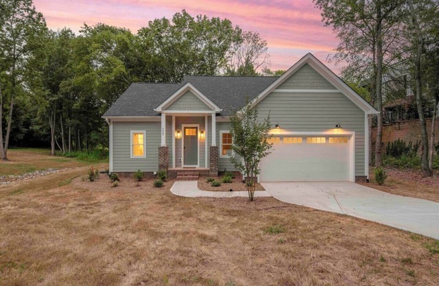 Huntersville Haven Near Lake Norman