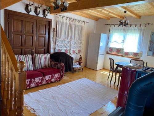 Hunting Lodge