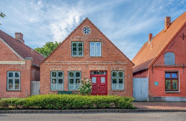 Hus rode Dör