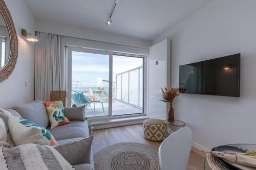 Huswell - Stunning Seafront Apartment