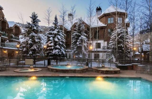 HYATT MOUNTAIN LODGE - HOTEL AMENITIES, CONDO COMFORTS, SEASON SPEC