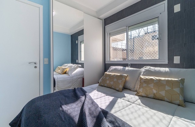 HYPE104 - Apt 1 bedroom Complete w/Balcony