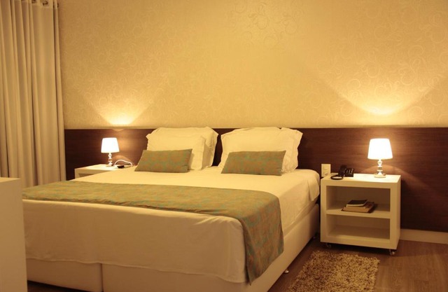 Hz Hotel