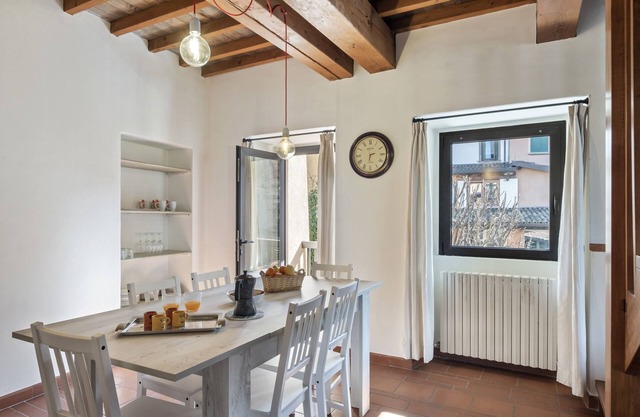 I Balconi - Two Bedroom Apartment, Sleeps 5
