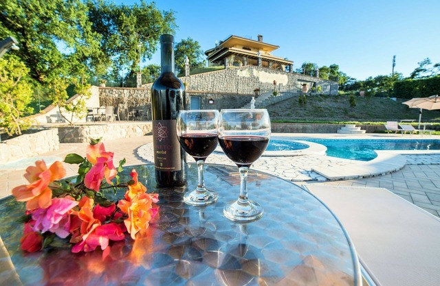 I Gigli di Bolsena - Exclusive Villa Rental in Montefiascone, Lake Bolsena