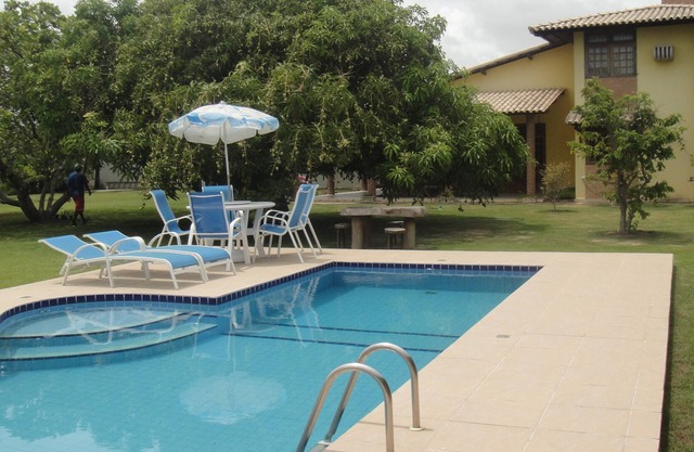 I rent beautiful beach house with swimming pool, hydro, barbecue and garden.
