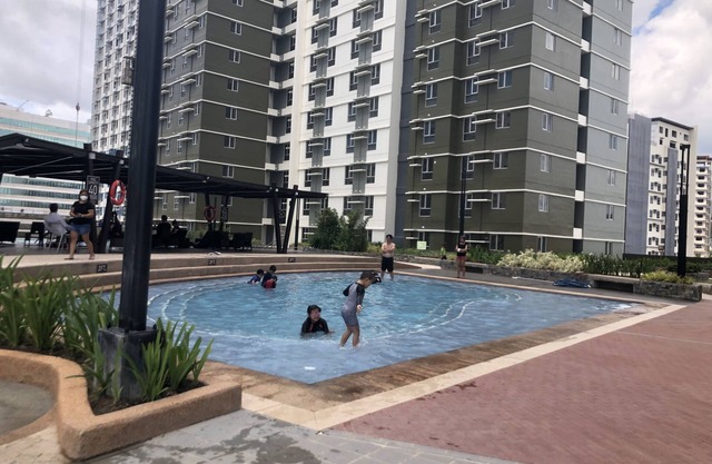 I.T PARK CEBU TWIN BED DELUXE FREE FAST WIFI & POOL