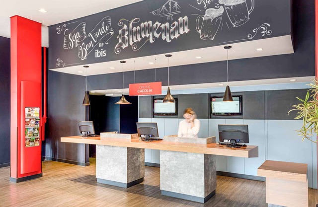 ibis Blumenau