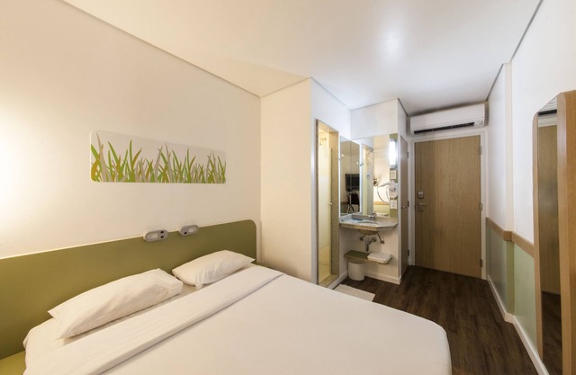 ibis budget Manaus