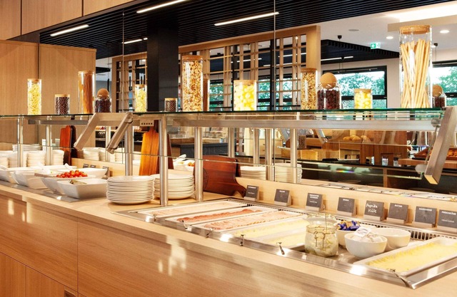 Ibis Hotel Berlin Airport - Neueröffnung