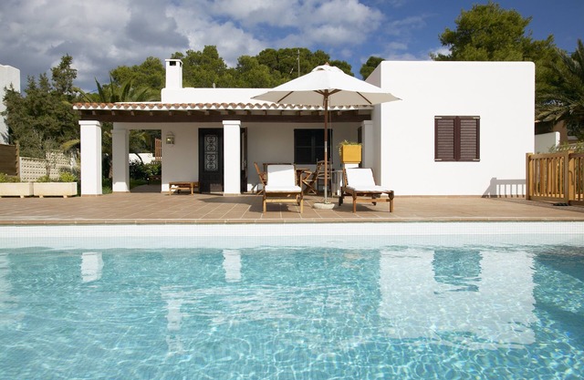 Ibiza house with sea views for 8