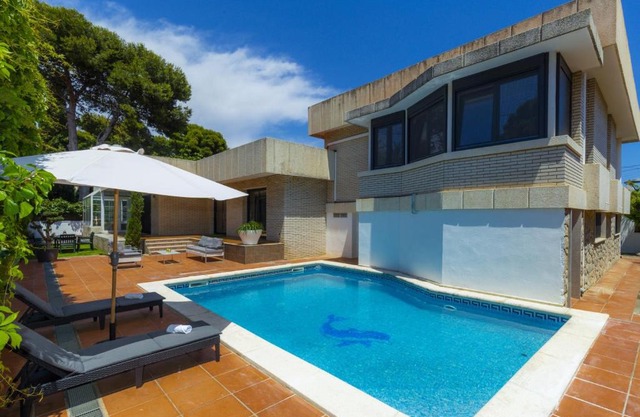 Ibiza Villa Planetcostadorada