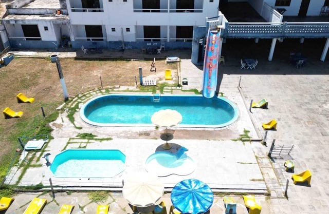 ICARAI - CUMBUCO APART. FAMILY FURNISHED. SEA FRONT HOLIDAY CLUB