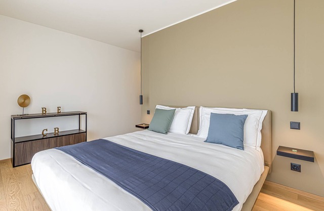 ICON H Lugano 603 Suite Executive, Lugano, Switzerland