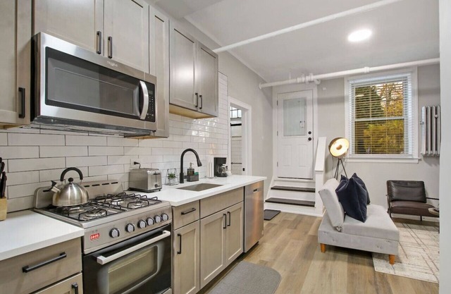 Ideal 1-Bedroom Apartment