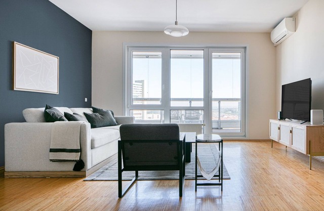 Ideal Donaustadt 2BR w/Elevator, Doorman, near U1 & UN HQ, by Blueground