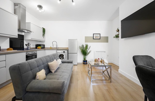 Ideal Lodgings apartment in Urmston