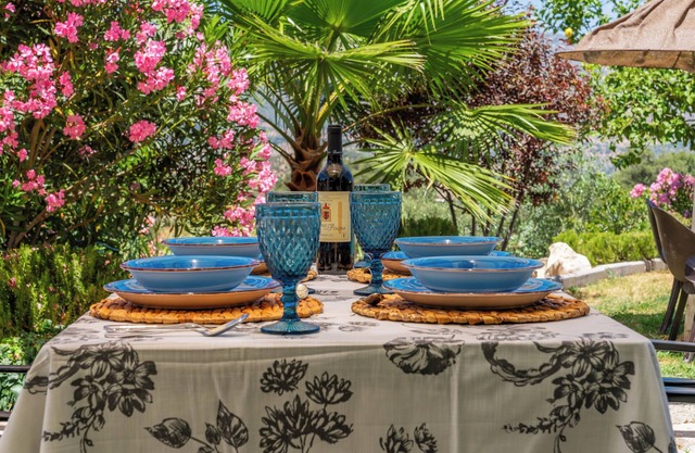 Ideal Para Conocer Andalucía, Granada, Córdoba, Málaga, con Gran Piscina, BBQ
