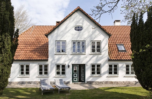 Idyll near the beach with oven, sauna and plenty of space for families