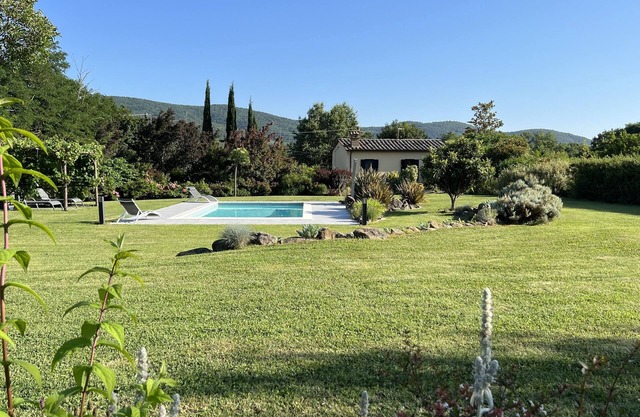 Idyllic 16th century mill cottage with private pool