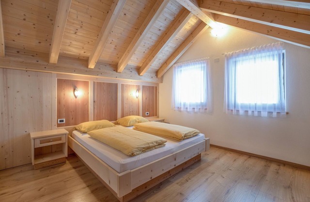 Idyllic Apartment "Dolomiten" with Balcony, Garden & Wi-Fi